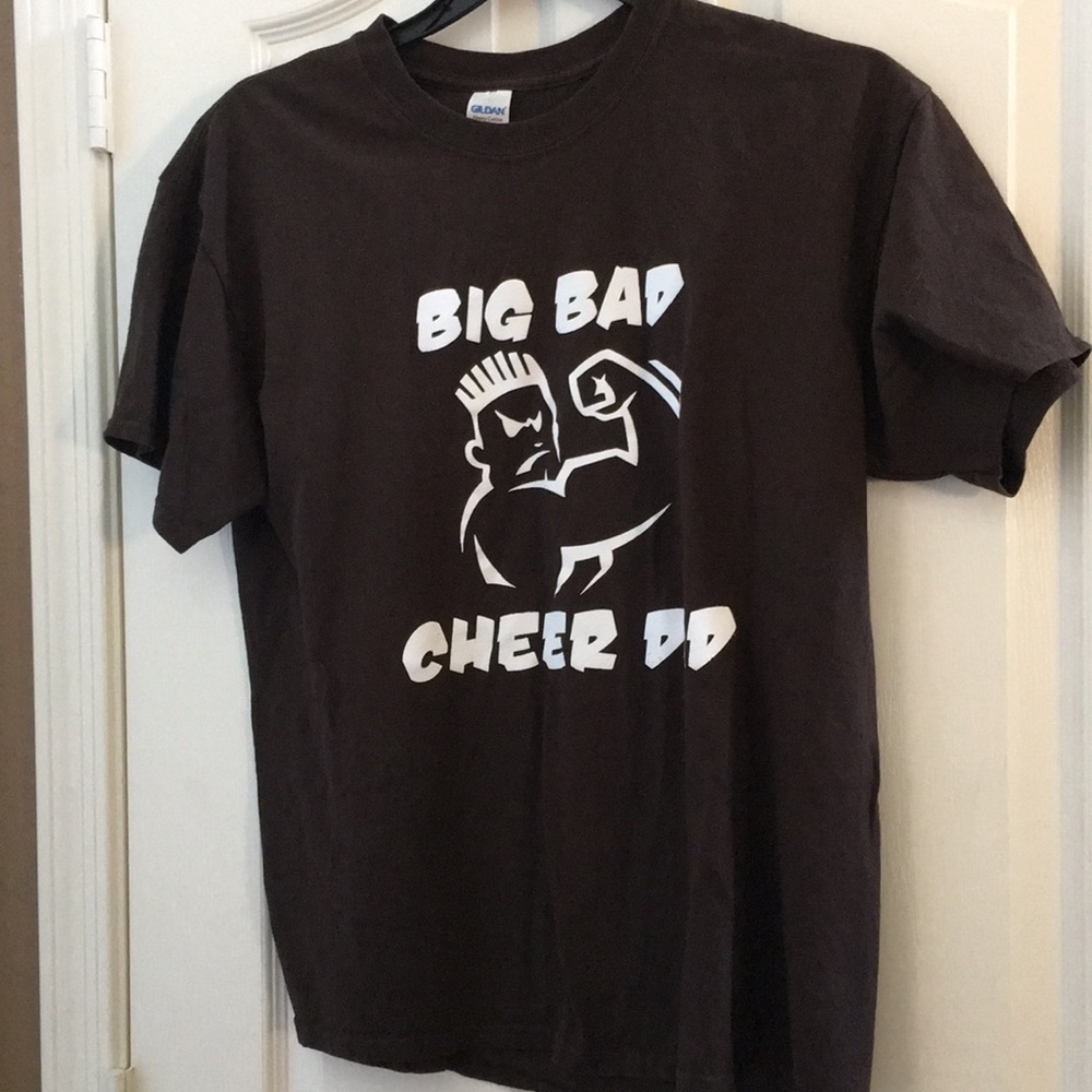 FINAL MARKDOWN Men’s “Big Bad Cheer Dad” Tee (L)